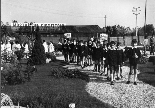 Mostra Vivai - Visita scolaresche - Canneto sull'Oglio - Via Roma - Campo Fiera - Commendatore Giulio Superti Furga