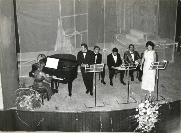 Ritratto di gruppo - Concerto lirico - Canneto sull'Oglio - Teatro Sociale