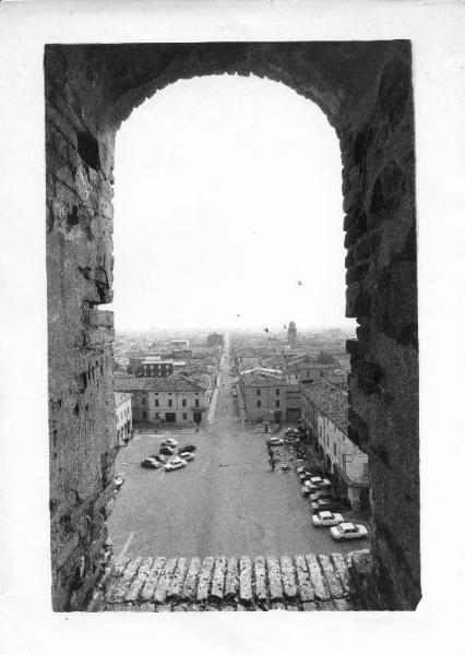 Canneto sull'Oglio - Piazza Matteotti - Torre civica