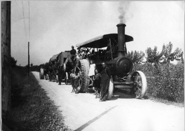 Lavori agricoli - Trebbiatura - Trasporto macchina a vapore - Canneto sull'Oglio