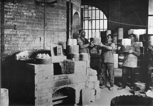 Produzione della ceramica - Canneto sull'Oglio - Ceramica Furga - Forno