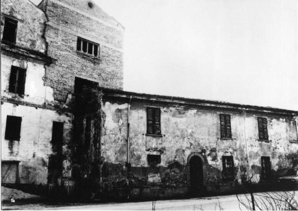 Canneto sull'Oglio - Piazza Manzoni - Ex mulino Soana