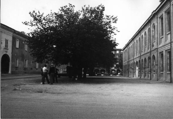 Canneto sull'Oglio - Piazza Gramsci - Ex Scuole Elementari