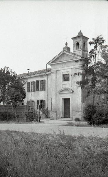 Viadana - Oratorio della Beata Vergine del Buon Consiglio, San Carlo Borromeo e San Giovanni Battista al Casino Mori - Via Manfrassina - Facciata