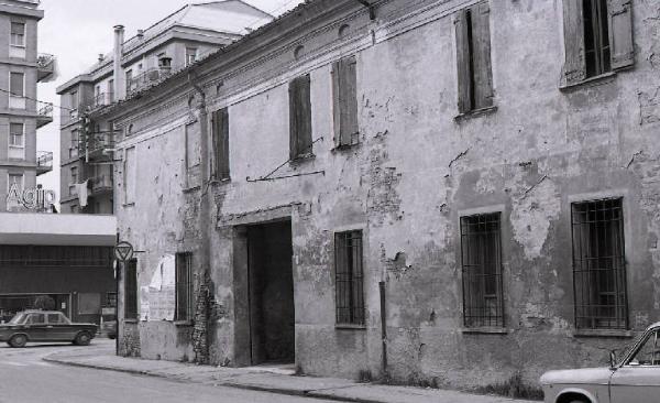 Viadana - Foresteria delle monache benedettine di Santa Croce (ex) - Locanda del Gambero - Via Roma 2/4