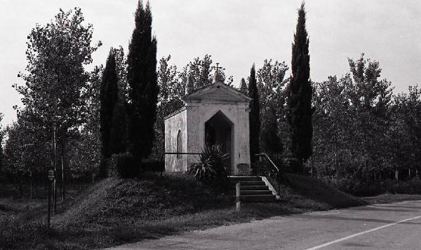 San Matteo delle Chiaviche di Viadana - Cappella della Madonna dei Correggioli - Via Torre d'Oglio - Esterno