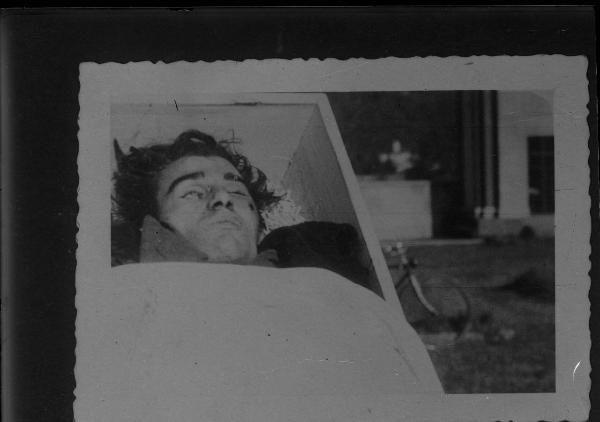 Seconda guerra mondiale - Cadavere in una cassa - Volto