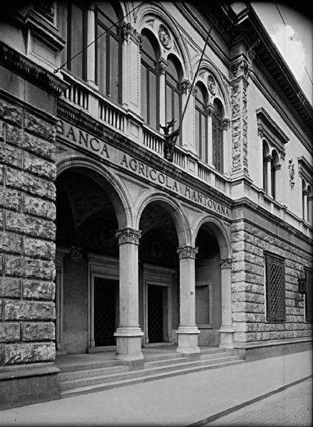 Mantova - corso Vittorio Emanuele II - Palazzo Strozzi