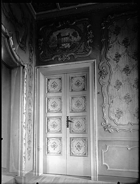 Villa Perdomini - Interno: Porta