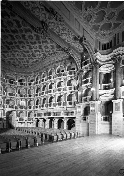 Mantova - Teatro Bibiena
