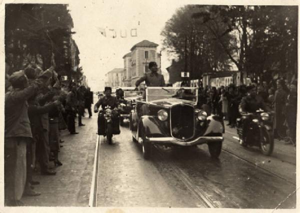 Milano - Quartiere Affori - Via Pellegrino Rossi - Benito Mussolini