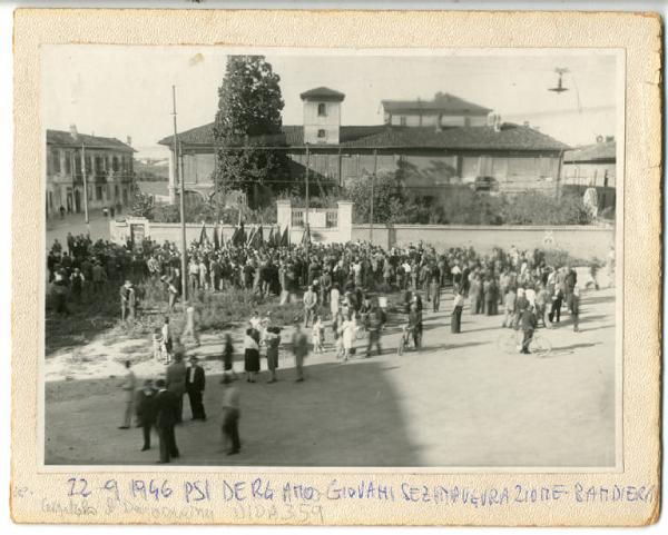 Milano - Quartiere Dergano - Piazza dergano - Cerimonia - Giovani Socialisti di Dergano