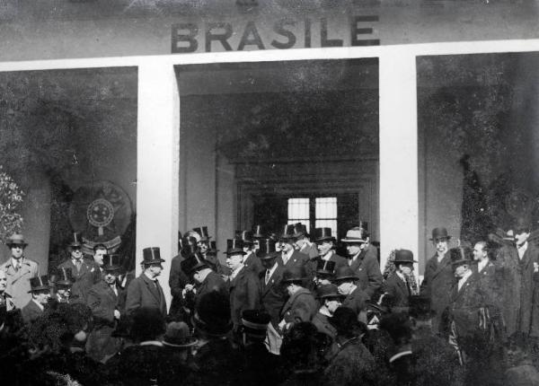 Fiera di Milano - Campionaria 1931 - Visita diplomatica del ministro delle corporazioni Giuseppe Bottai