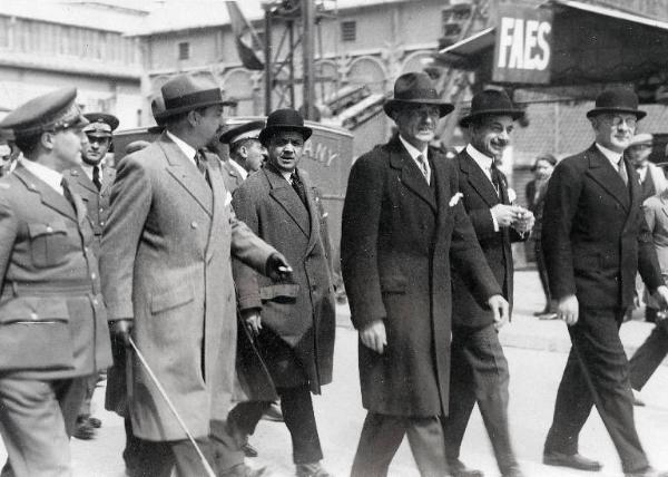 Fiera di Milano - Campionaria 1931 - Visita del ministro dell'aeronautica Italo Balbo