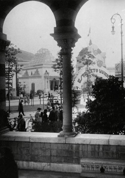 Fiera di Milano - Campionaria 1931 - Viale dell'industria