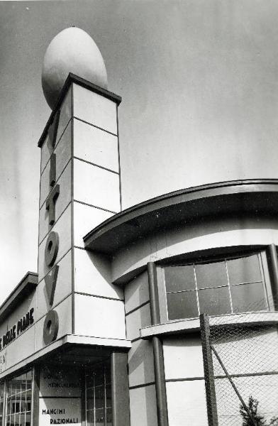 Fiera di Milano - Campionaria 1934 - Padiglione Vitovo della Fondazione Delle Piane - Esterno