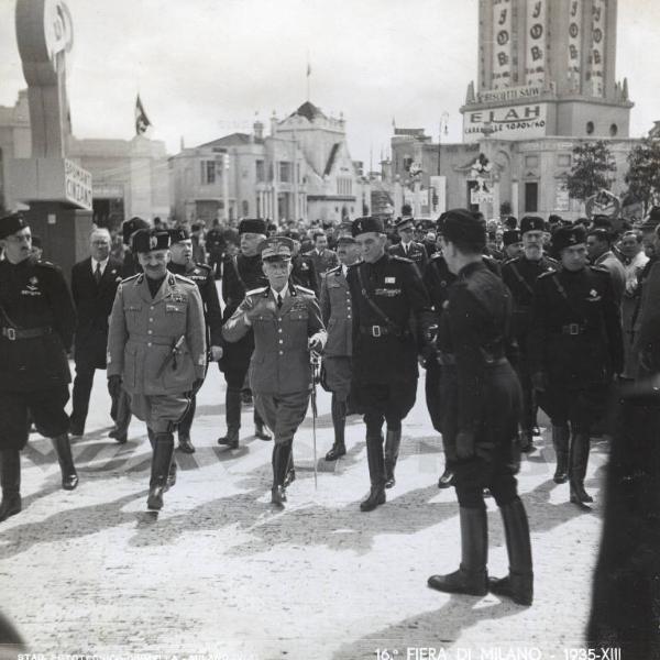 Fiera di Milano - Campionaria 1935 - Visita del Re Vittorio Emanuele III