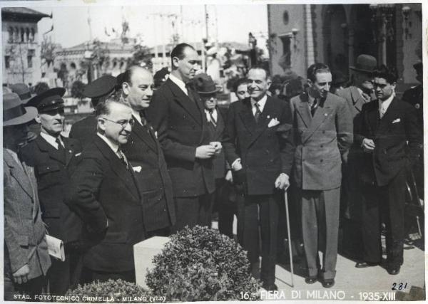 Fiera di Milano - Campionaria 1935 - Visita del duca di Spoleto Aimone di Savoia