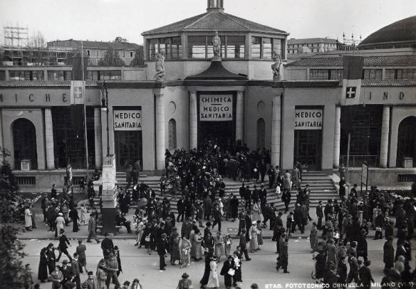 Fiera di Milano - Campionaria 1935 - Padiglione delle industrie chimiche - Esterno