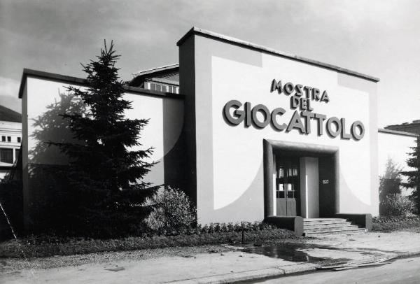 Fiera di Milano - Campionaria 1935 - Padiglione della Mostra del giocattolo - Esterno