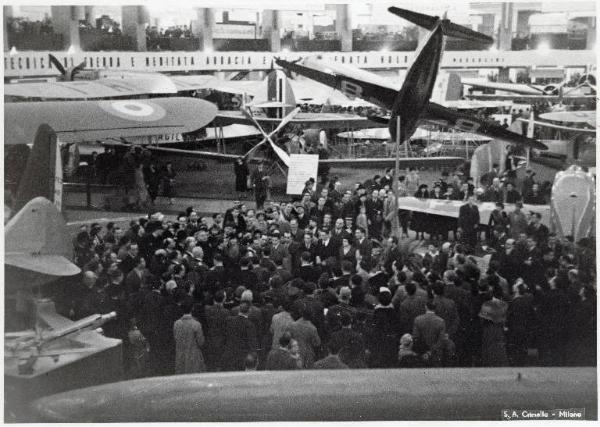 Fiera di Milano - Salone internazionale aeronautico 1935 - Visita del principe di Piemonte Umberto II di Savoia