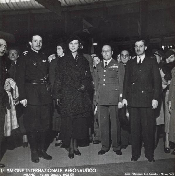 Fiera di Milano - Salone internazionale aeronautico 1935 - Visita di Maria José di Savoia principessa di Piemonte