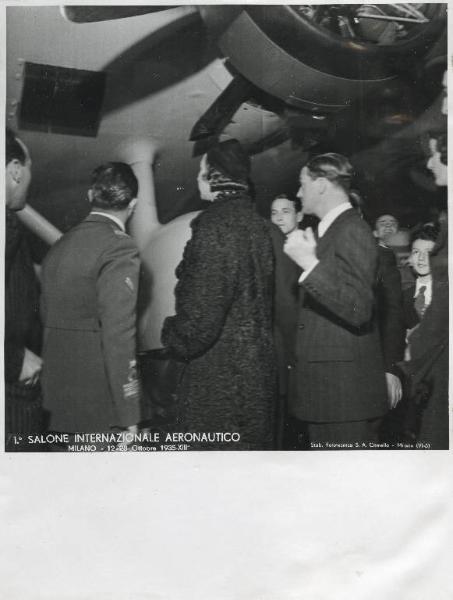 Fiera di Milano - Salone internazionale aeronautico 1935 - Visita di Maria José di Savoia principessa di Piemonte