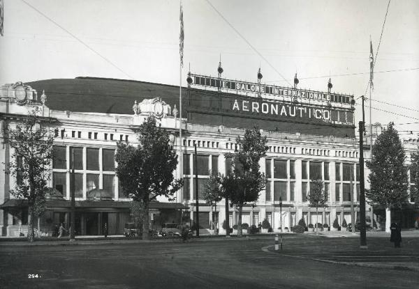 Fiera di Milano - Palazzo dello sport, sede del Salone internazionale aeronautico 1935 - Esterno