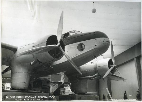 Fiera di Milano - Salone internazionale aeronautico 1935 - Sezione italiana - Stand della Aeroplani Caproni S.A.