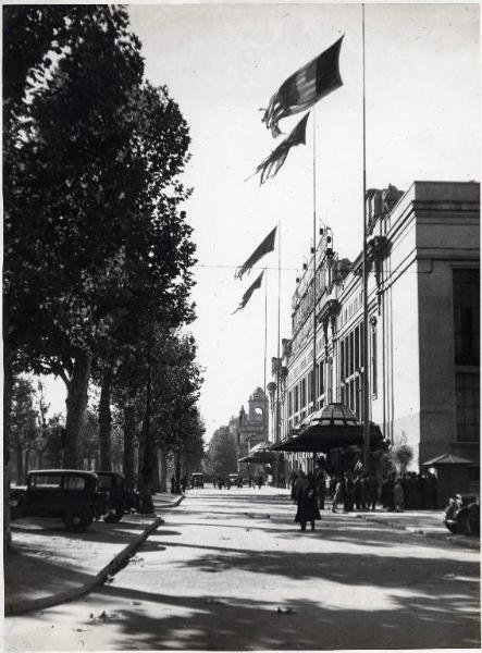 Fiera di Milano - Palazzo dello sport, sede del Salone internazionale aeronautico 1935 - Esterno