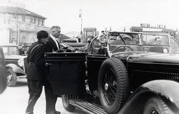 Fiera di Milano - Campionaria 1936 - Visita del Re Vittorio Emanuele III