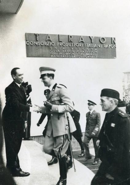 Fiera di Milano - Campionaria 1936 - Visita del principe di Piemonte Umberto II di Savoia