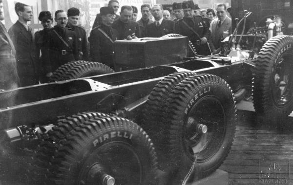 Fiera di Milano - Campionaria 1936 - Visita del ministro delle comunicazioni Antonio Stefano Benni in occasione della inaugurazione