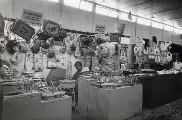 Fiera di Milano - Campionaria 1936 - Padiglione dell'artigianato - Sala interna