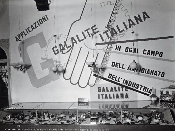 Fiera di Milano - Campionaria 1936 - Padiglione delle materie plastiche - Stand della galalite italiana