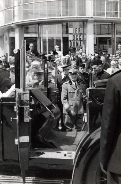 Fiera di Milano - Campionaria 1937 - Visita del Re Vittorio Emanuele III