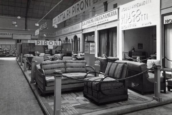 Fiera di Milano - Campionaria 1937 - Padiglione del mobilio - Sala interna