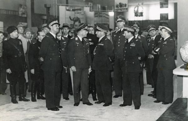 Fiera di Milano - Salone internazionale aeronautico 1937 - Visita del feldmaresciallo Erhard Milch