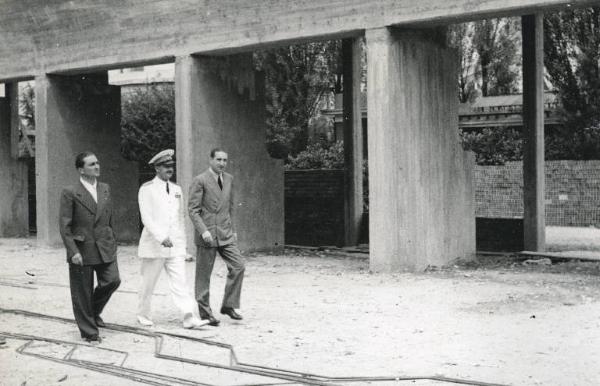 Fiera di Milano - Palazzo dello sport - Lavori di ampliamento - Visita del generale Felice Porro