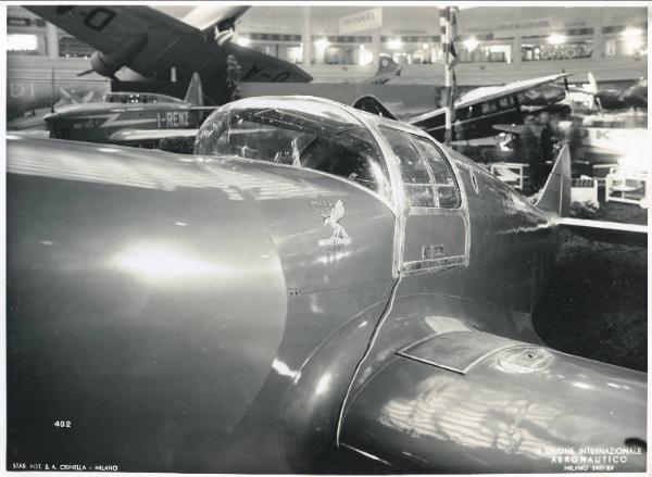 Fiera di Milano - Salone internazionale aeronautico 1937 - Settore italiano