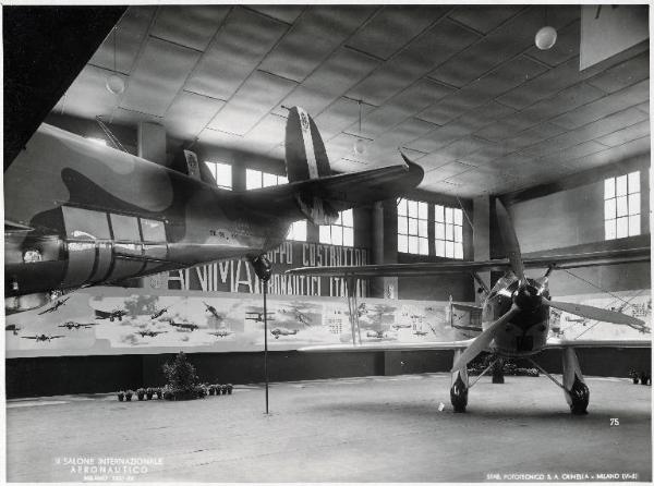 Fiera di Milano - Salone internazionale aeronautico 1937 - Settore italiano - Stand Aeroplani Caproni S.A.