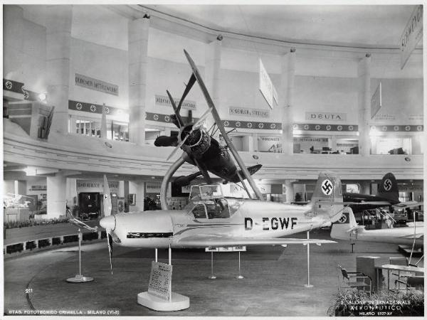 Fiera di Milano - Salone internazionale aeronautico 1937 - Settore tedesco