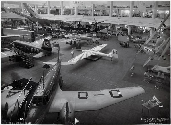 Fiera di Milano - Salone internazionale aeronautico 1937 - Settore tedesco