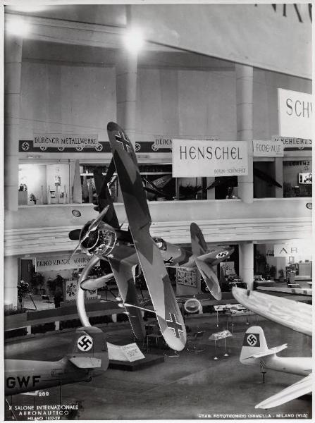 Fiera di Milano - Salone internazionale aeronautico 1937 - Settore tedesco