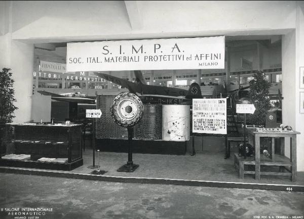 Fiera di Milano - Salone internazionale aeronautico 1937 - Settore accessori, strumenti e materie prime lavorate e semilavorate - Stand della SIMPA (Società italiana materiali protettivi ed affini)