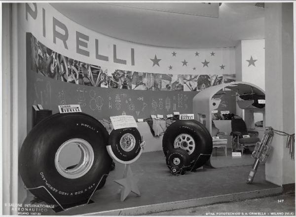 Fiera di Milano - Salone internazionale aeronautico 1937 - Settore accessori, strumenti e materie prime lavorate e semilavorate - Stand della Pirelli