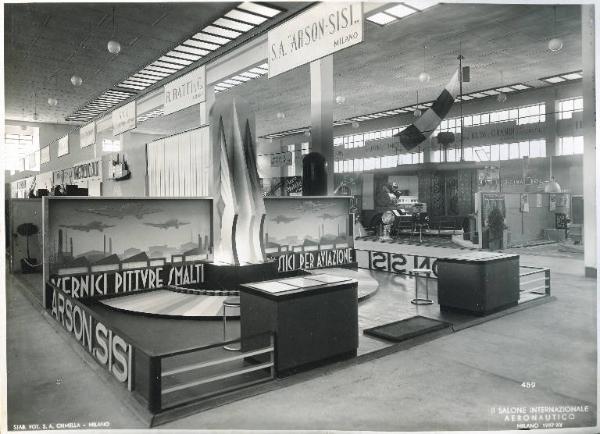 Fiera di Milano - Salone internazionale aeronautico 1937 - Settore accessori, strumenti e materie prime lavorate e semilavorate - Stand su vernici pitture e smalti speciali della S.A. Arson Sisi