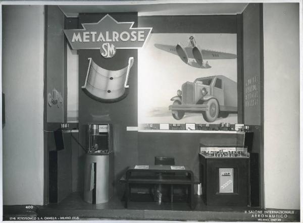 Fiera di Milano - Salone internazionale aeronautico 1937 - Settore accessori, strumenti e materie prime lavorate e semilavorate - Stand della Metalrose