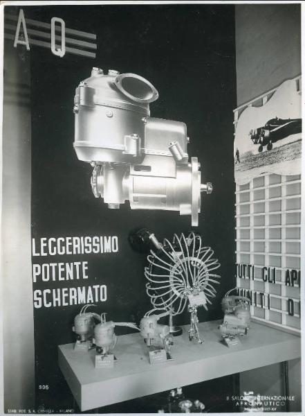 Fiera di Milano - Salone internazionale aeronautico 1937 - Settore accessori, strumenti e materie prime lavorate e semilavorate - Stand