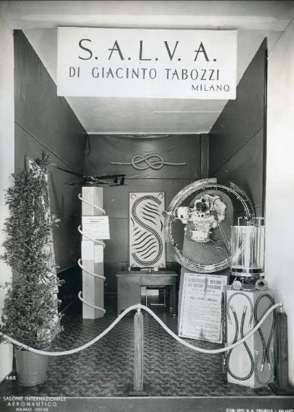 Fiera di Milano - Salone internazionale aeronautico 1937 - Settore accessori, strumenti e materie prime lavorate e semilavorate - Stand della SALVA di Giacinto Tabozzi